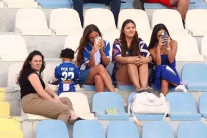 Έξι γκολ, αγωνία και τελικά Βυσσινί-ΠΑΡΑΜΟΝΗ!