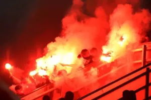 Έξι γκολ, αγωνία και τελικά Βυσσινί-ΠΑΡΑΜΟΝΗ!