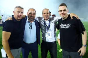 Κοσμά: “Τους ρώτησα ποιοι το πιστεύουν και σήκωσαν όλοι τα χέρια ψηλά”