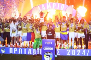 (ΦΩΤΟΣ) Η φιέστα της Πάφος FC