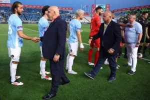ΚΥΠΕΛΛΟΥΧΟΣ η ΑΕΚ στα πέναλτι με... ήρωα τον Αλομέροβιτς! (Φώτος)