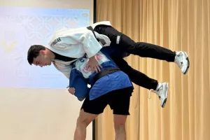 ΕΣΔΑ και Judo έστειλαν δυνατό μήνυμα για το «Ευ Αγωνίζεσθαι» στο Δημοτικό Σχολείο Ταμασού (φώτος)
