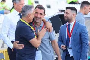 Μαζί...Καρσέδο και Τσάβι Ρόκα