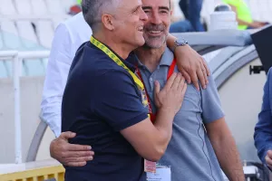 Μαζί...Καρσέδο και Τσάβι Ρόκα