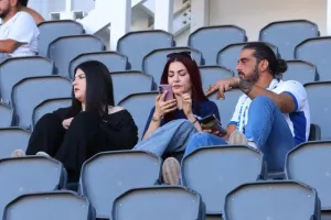 ΔΙΠΛΟ... με ανατροπή ο Άρης! (Φώτος)