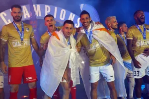 (ΦΩΤΟΣ) Η φιέστα της Πάφος FC