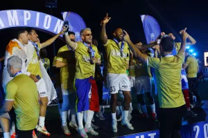 (ΦΩΤΟΣ) Η φιέστα της Πάφος FC