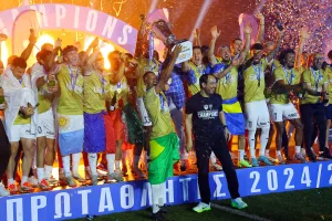 (ΦΩΤΟΣ) Η φιέστα της Πάφος FC