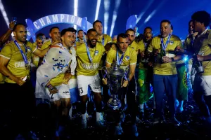 (ΦΩΤΟΣ) Η φιέστα της Πάφος FC