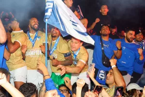 (ΦΩΤΟΣ) Η φιέστα της Πάφος FC