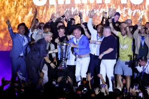 (ΦΩΤΟΣ) Η φιέστα της Πάφος FC