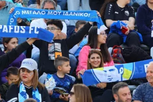 (ΦΩΤΟΡΕΠΟΡΤΑΖ) Πήραν θέση οι Παφίτες 