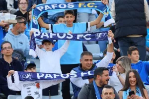 (ΦΩΤΟΡΕΠΟΡΤΑΖ) Πήραν θέση οι Παφίτες 
