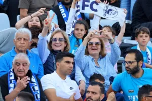 (ΦΩΤΟΡΕΠΟΡΤΑΖ) Πήραν θέση οι Παφίτες 
