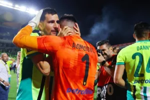 ΚΥΠΕΛΛΟΥΧΟΣ η ΑΕΚ στα πέναλτι με... ήρωα τον Αλομέροβιτς! (Φώτος)