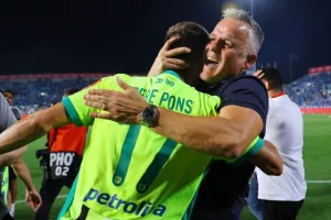 ΚΥΠΕΛΛΟΥΧΟΣ η ΑΕΚ στα πέναλτι με... ήρωα τον Αλομέροβιτς! (Φώτος)