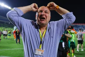 ΚΥΠΕΛΛΟΥΧΟΣ η ΑΕΚ στα πέναλτι με... ήρωα τον Αλομέροβιτς! (Φώτος)