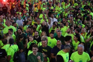 Ώρα 01:30/ Μέσα σε αποθέωση έφτασαν στην ΑΡΕΝΑ οι Κυπελλούχοι! (Φώτος/Βίντεο Kerkida)
