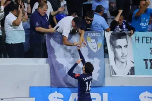 Πρόκριση στον τελικό και… ολοταχώς για ΝΤΑΜΠΛ! (φώτος)