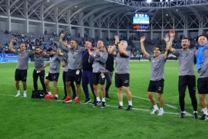 Πρόκριση στον τελικό και… ολοταχώς για ΝΤΑΜΠΛ! (φώτος)