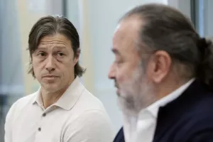 ΑΕΚ: Ώρα μηδέν, το απόγευμα το ραντεβού Αλμέιδα – Ηλιόπουλου