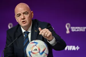 Ινφαντίνο: «Όλος ο κόσμος είναι καλοδεχούμενος στις δύο μεγάλες διοργανώσεις στις ΗΠΑ»