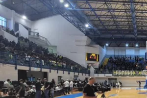 ΠΡΩΤΑΘΛΗΤΡΙΑ η Πετρολίνα ΑΕΚ! (φώτος)
