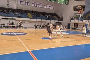 ΠΡΩΤΑΘΛΗΤΡΙΑ η Πετρολίνα ΑΕΚ! (φώτος)