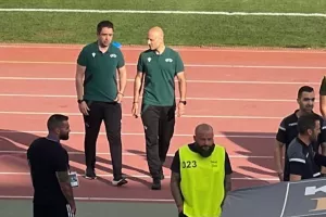 Γήπεδο... η διαιτητική ομάδα του ντέρμπι (Φώτος)