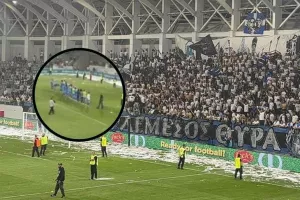 Παρά τον αποκλεισμό/ Χειροκρότημα και τραγούδι (Βίντεο Kerkida)
