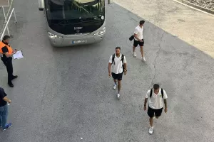 Η άφιξη της ΑΕΚ στο ΓΣΠ (Φώτος Kerkida)