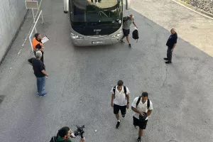 Η άφιξη της ΑΕΚ στο ΓΣΠ (Φώτος Kerkida)