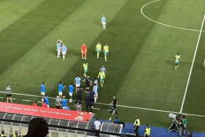 Διαμαρτυρίες, κίτρινη, on field review για κόκκινη και στο τέλος... οφσάιντ! 
