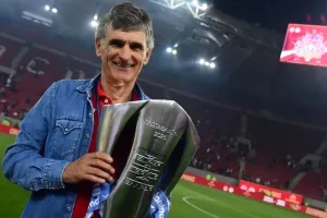 Τα πέντε παράσημα του “στρατηγού” Μεντιλίμπαρ