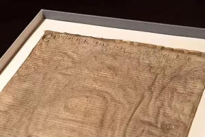Αντίγραφο της Magna Carta, που αγόρασε το πανεπιστήμιο για 30 δολάρια, είναι αυθεντικό και αξίζει 21 εκατομμύρια!