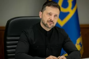 Λιγότερο διάλογο, περισσότερη πίεση στον Πούτιν, ζητά ο Ζελένσκι