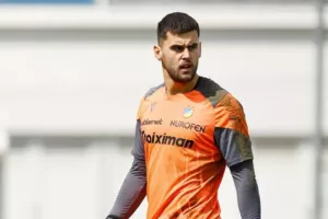ΠΡΩΤΗ για Gabriel Pereira