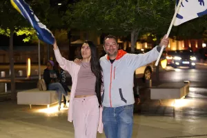 ΦΩΤΟΣ/Πανηγυρισμοί στην πόλη