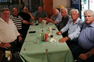 Παραλιμνίτικο δείπνο/Ευχαριστίες και ευχές σε Μαούρη 