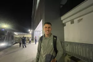 Χαμογελούσε γιατί ήξερε...