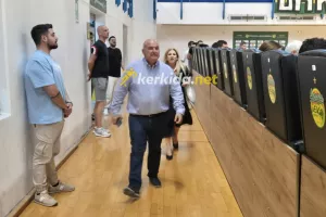 Παρών ο πρόεδρος