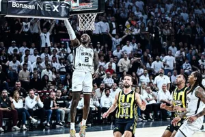 Ήττα και νέα προβληματική εμφάνιση για τη Φενέρμπαχτσε