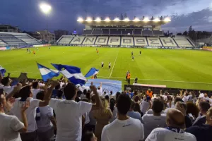 (Βίντεο Kerkida) Αποθέωσαν... Μαρτίνς στο ημίχρονο!