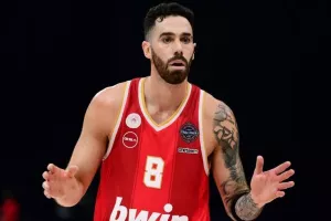 Με Βιλντόσα ο Ολυμπιακός στους τελικούς