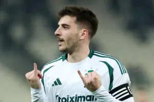 Επιμένουν για Ιωαννίδη στην Ιταλία