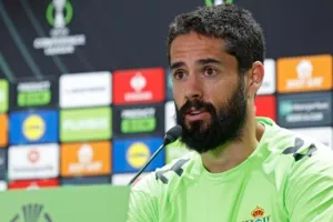 Ίσκο: «Η Τσέλσι έχει περισσότερα χρήματα, αλλά η Μπέτις έχει περισσότερο ενθουσιασμό για να γράψει την ιστορία της στην Ευρώπη»