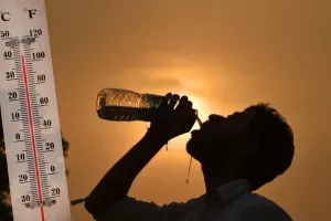 Έως τους 38°C σήμερα – Πτώση θερμοκρασίας και τοπικές βροχές από βδομάδας