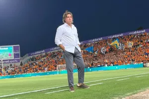 Δεν απάντησε ο Πάουλο Μπέντο... φαβορί ο Σα Πίντο 