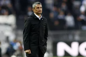 Σεισμός στη Ρουμανία με τις εξελίξεις στον ΠΑΟΚ: Τι λένε για το μέλλον του Λουτσέσκου