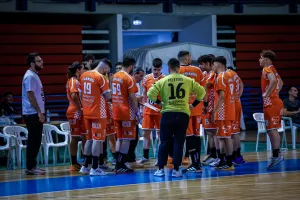 Το Ευρωπαϊκό Πανεπιστήμιο ισοφάρισε τον Παρνασσό και πάει γι' ακόμη ένα παιχνίδι η σειρά